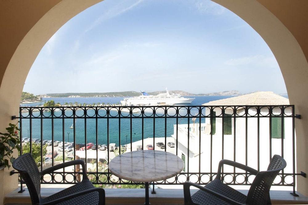 Karalis City Hotel Pylos Exteriér fotografie